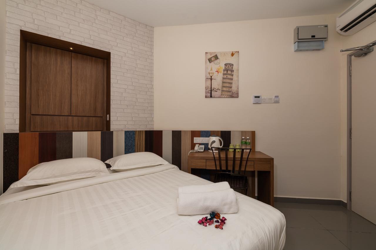 Uptown Subang Airport Hotel Шах Алам Екстериор снимка